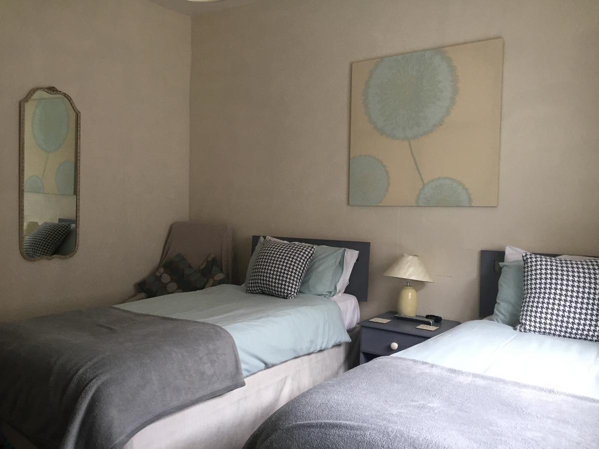 Albany Lodge Guest Houseウェストン・スパー・メア エクステリア 写真