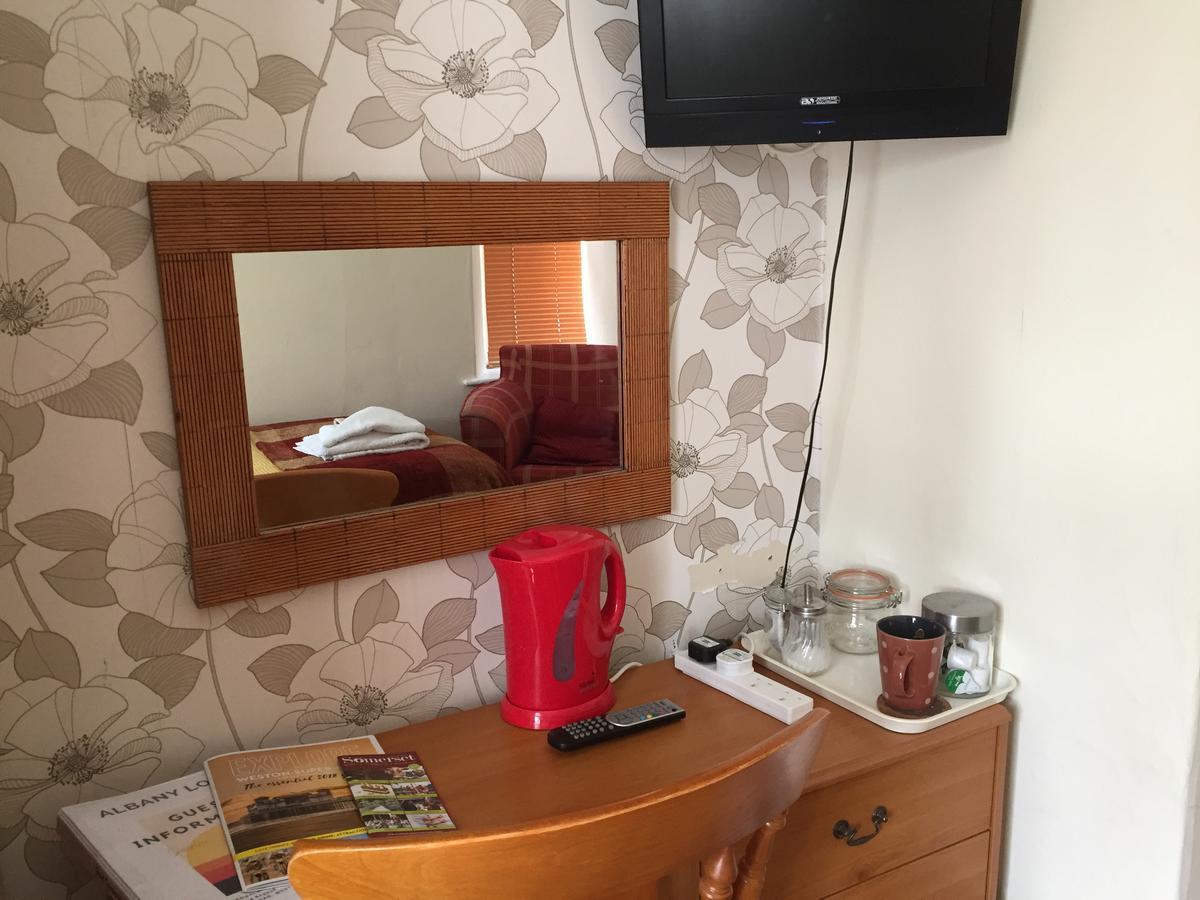 Albany Lodge Guest Houseウェストン・スパー・メア エクステリア 写真