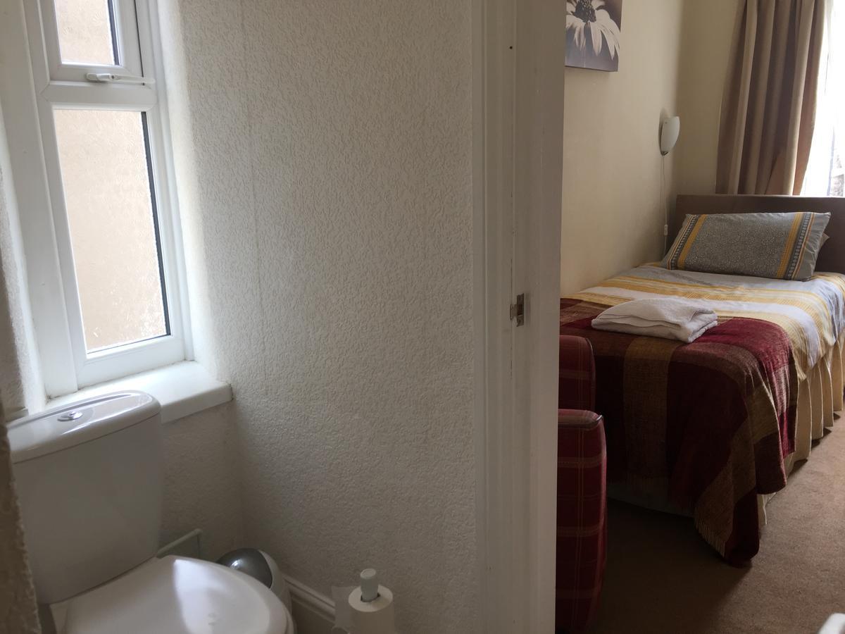 Albany Lodge Guest Houseウェストン・スパー・メア 部屋 写真