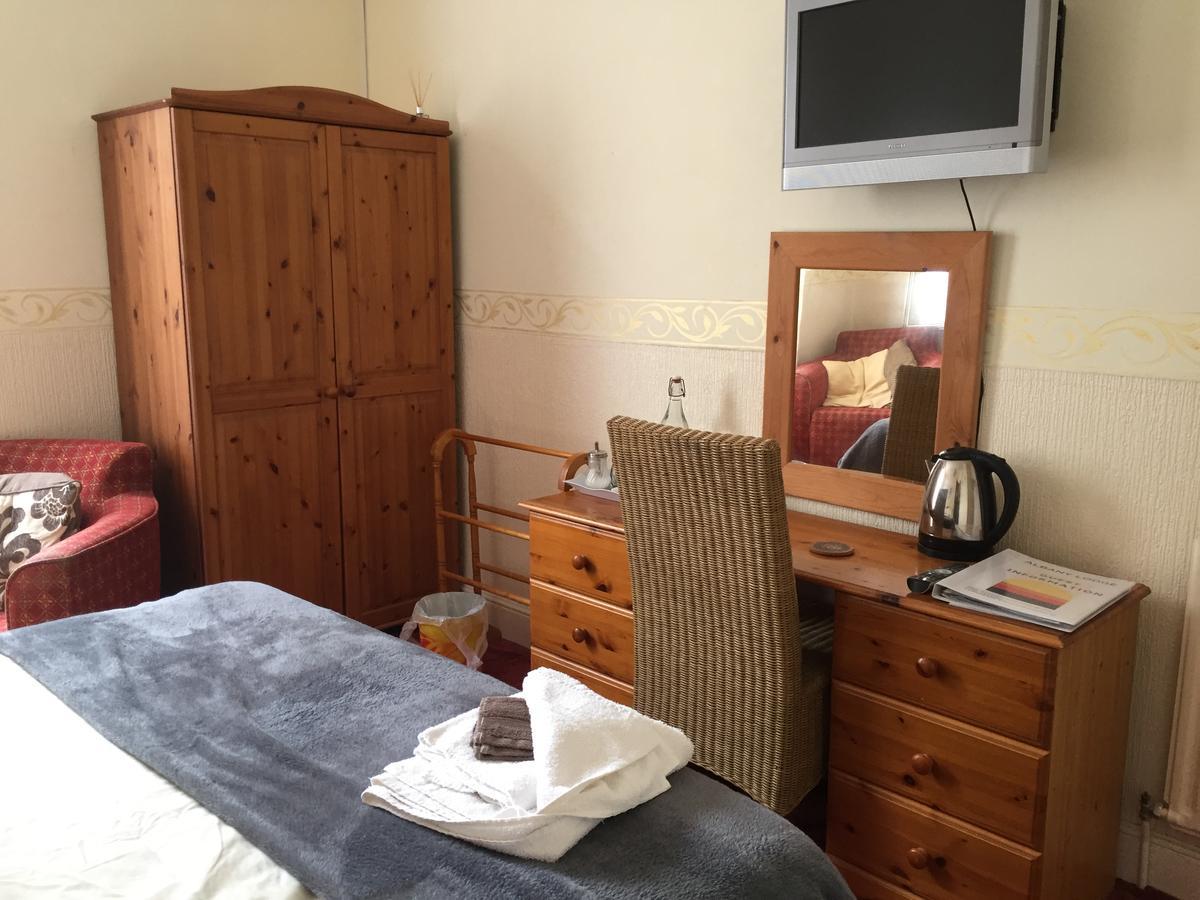 Albany Lodge Guest Houseウェストン・スパー・メア エクステリア 写真