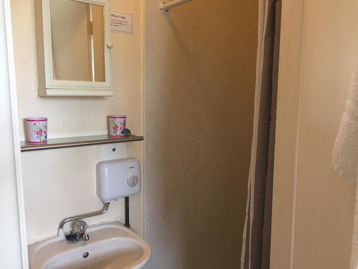 Albany Lodge Guest Houseウェストン・スパー・メア 部屋 写真